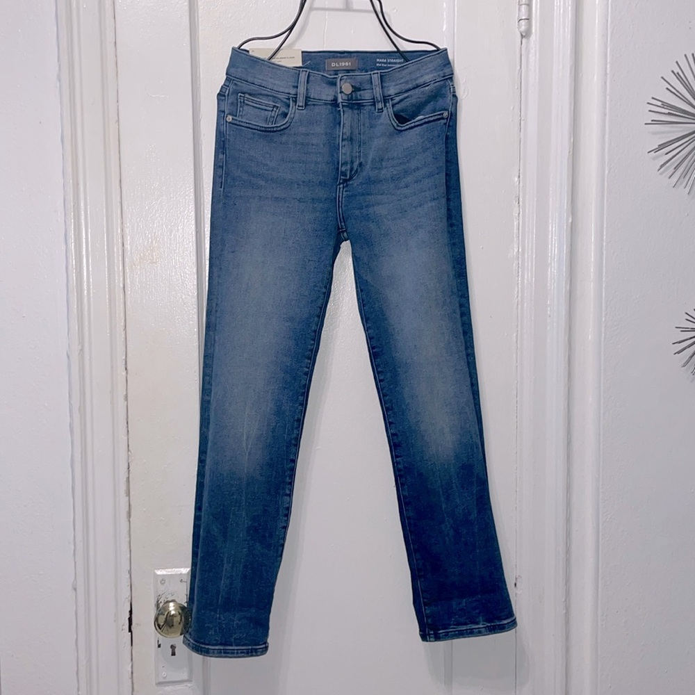 New with Tag | DL1961 Mara Straight Mid Rise